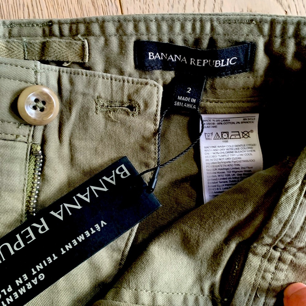 BANANA REPUBLIC NWT Barrel Pant Sold Out in Stores.